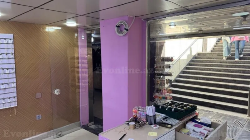 Satılır Obyekt 10.5 m² Nizami m. - şəkil 2