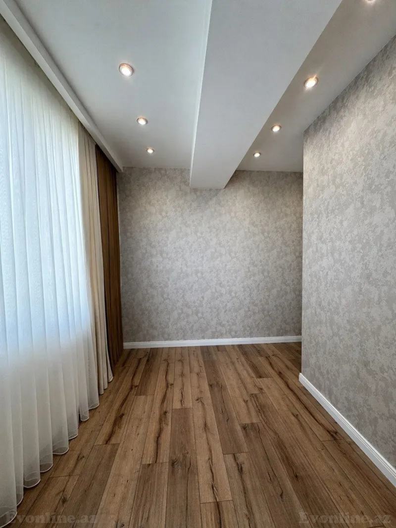 Satılır 4 otaqlı Mənzil Yeni tikili 110 m² 7-ci mikrorayon - şəkil 9