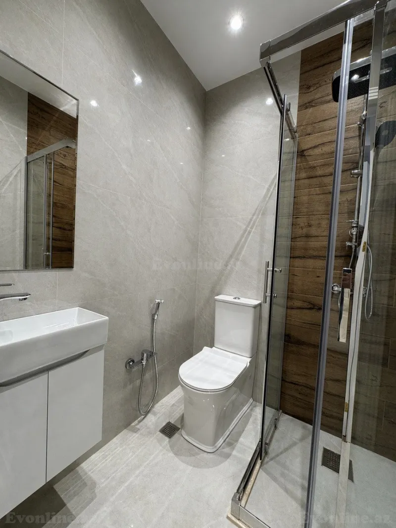 Satılır 4 otaqlı Mənzil Yeni tikili 110 m² 7-ci mikrorayon - şəkil 11