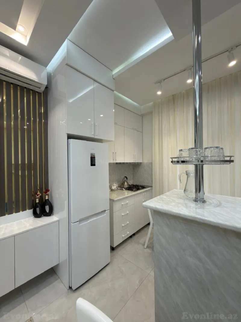 Satılır 2 otaqlı Mənzil Yeni tikili 60 m² Dərnəgül m. - şəkil 3