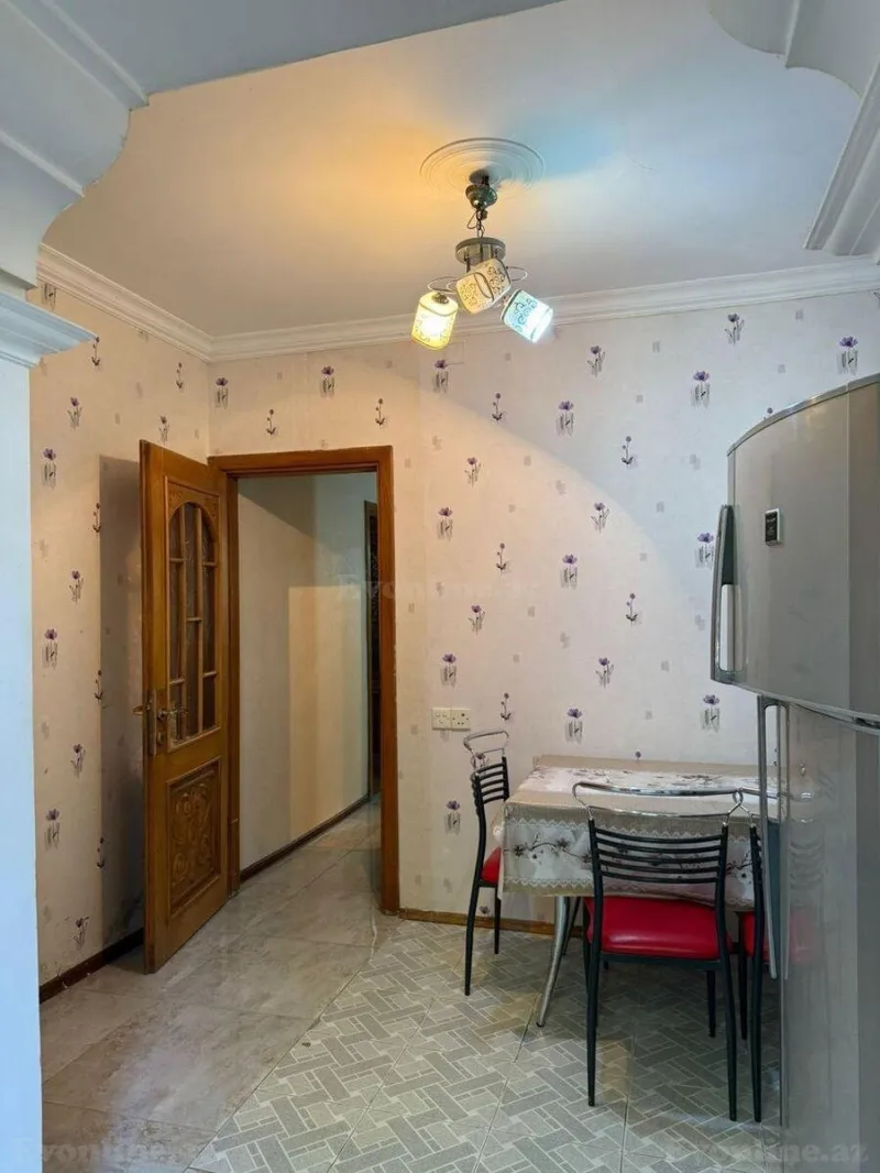 Kirayə verilir 3 otaqlı Mənzil Köhnə tikili 100 m² 28 May m. - şəkil 6