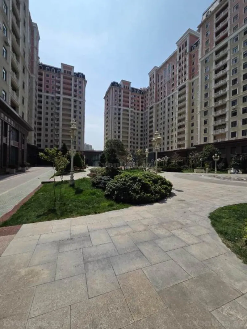 Satılır 4 otaqlı Mənzil Yeni tikili 165 m² Elmlər Akademiyası m. - şəkil 3