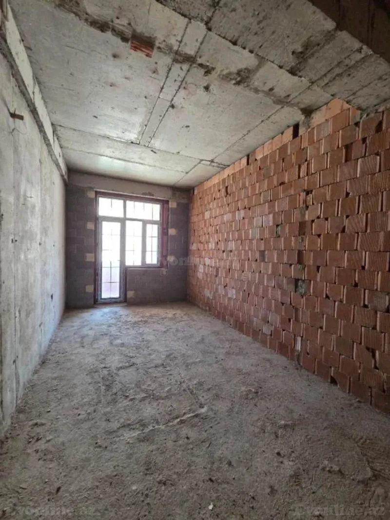 Satılır 4 otaqlı Mənzil Yeni tikili 165 m² Elmlər Akademiyası m. - şəkil 9