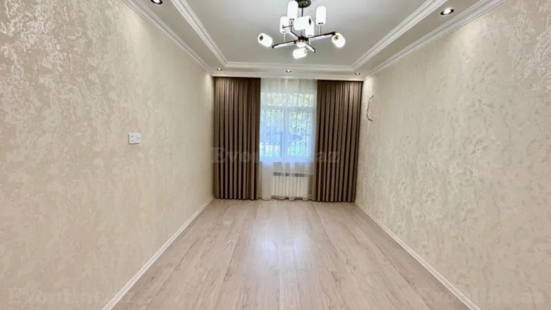 Satılır 2 otaqlı Mənzil Köhnə tikili 55 m² 7-ci mikrorayon