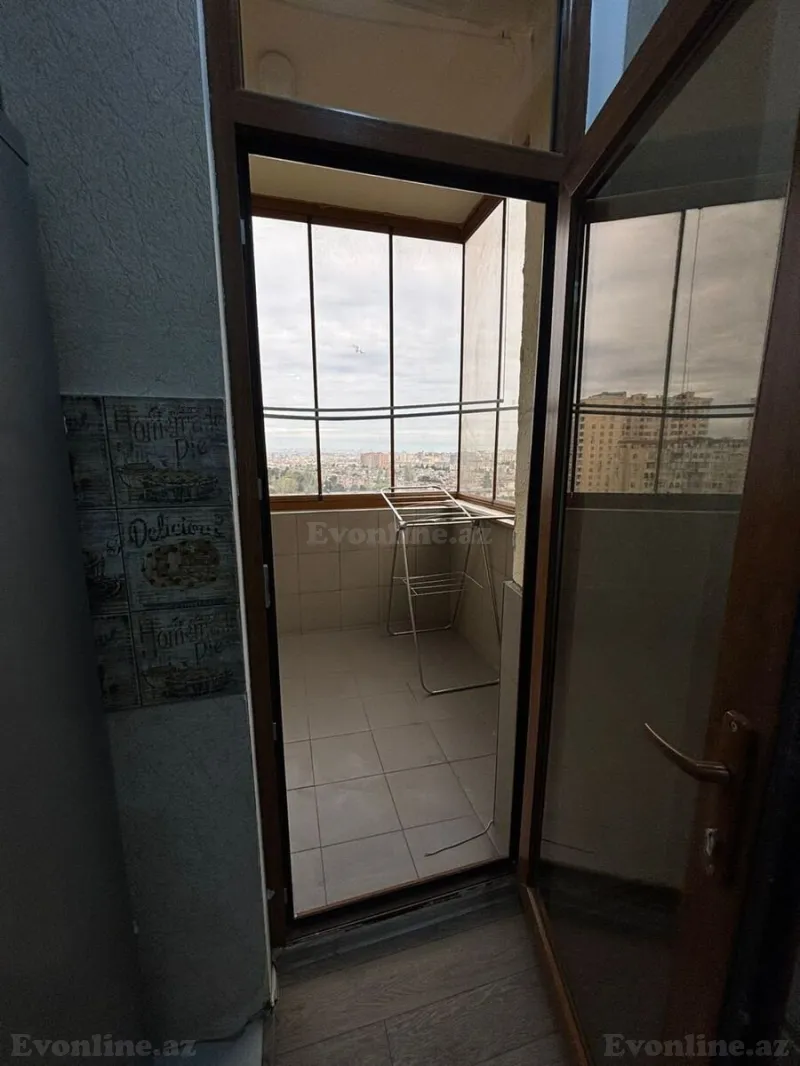 Kirayə verilir 3 otaqlı Mənzil Yeni tikili 130 m² Memar Əcəmi m. - şəkil 11