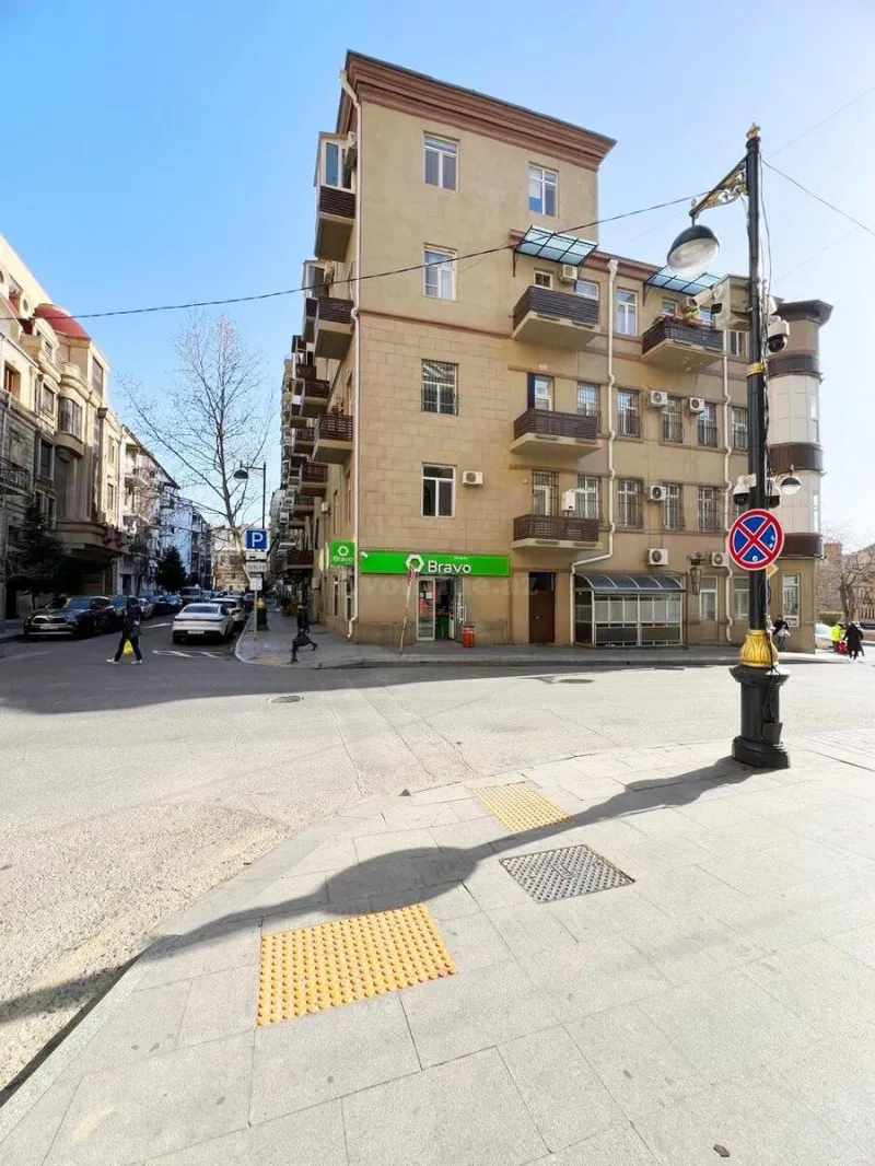 Satılır Obyekt 75 m² İçərişəhər m. - şəkil 2