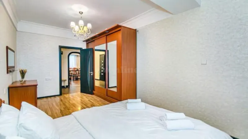 Kirayə verilir 3 otaqlı Mənzil Köhnə tikili 100 m² İçərişəhər m. - şəkil 17