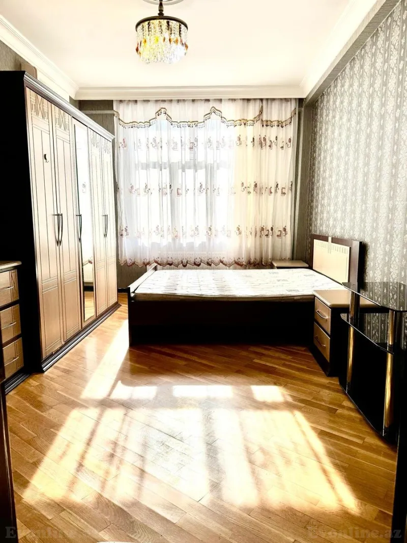 Satılır 3 otaqlı Mənzil Yeni tikili 125 m² 8 Noyabr m. - şəkil 6