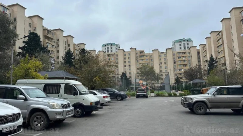 Satılır 3 otaqlı Mənzil Köhnə tikili 80 m² Həzi Aslanov m.