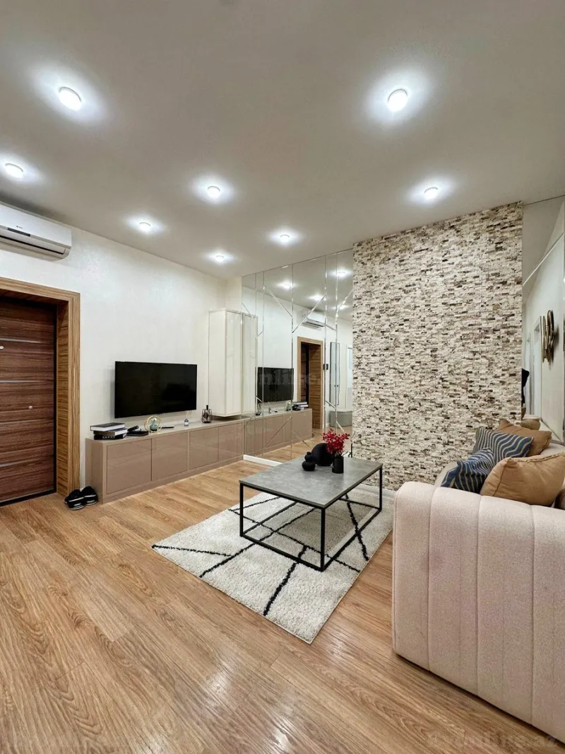 Satılır 3 otaqlı Mənzil Yeni tikili 85 m² Xətai r. - şəkil 2