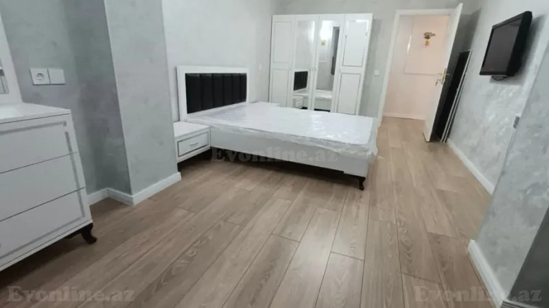 Kirayə verilir 3 otaqlı Mənzil Köhnə tikili 80 m² İnşaatçılar m. - şəkil 4