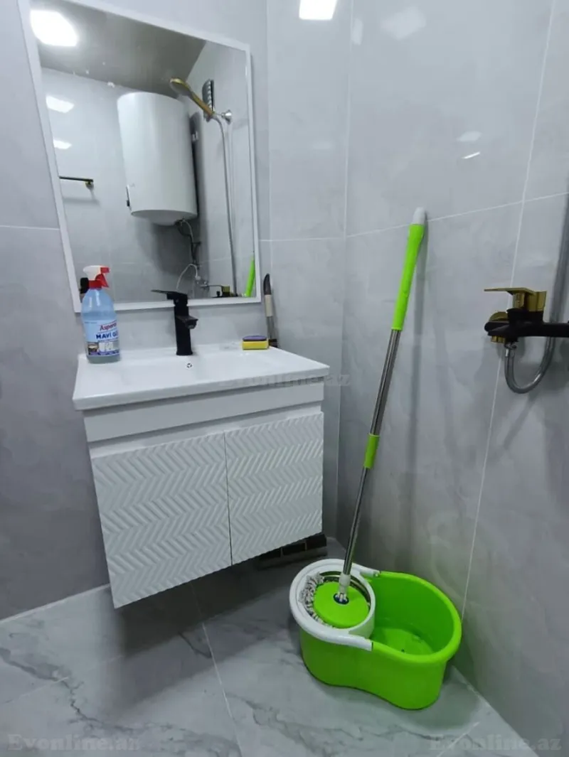 Kirayə verilir 3 otaqlı Mənzil Köhnə tikili 80 m² İnşaatçılar m. - şəkil 15