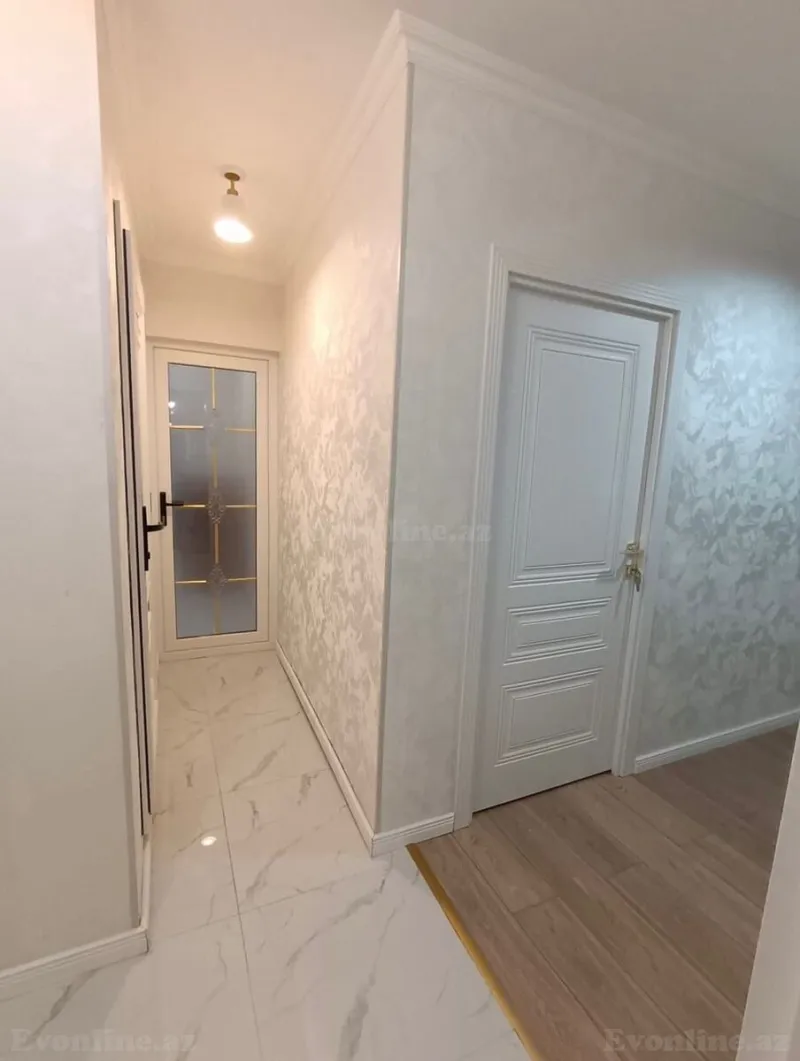Kirayə verilir 3 otaqlı Mənzil Köhnə tikili 80 m² İnşaatçılar m. - şəkil 22