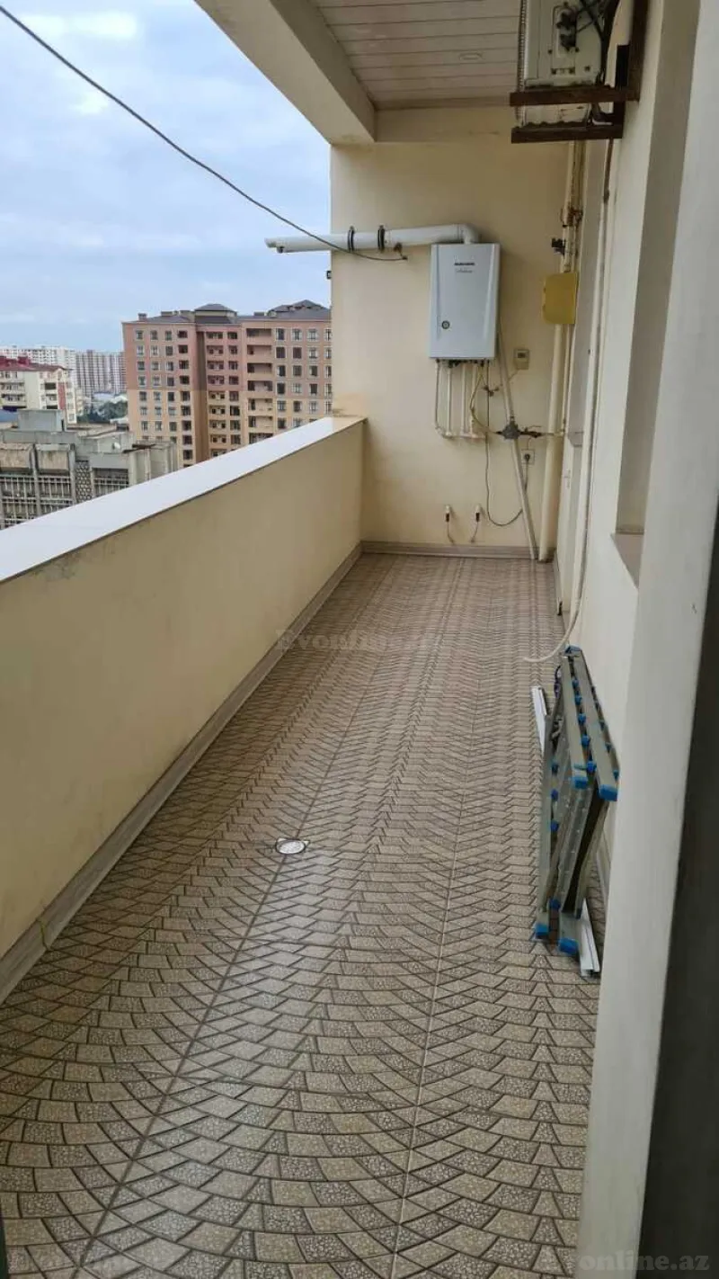 Kirayə verilir 3 otaqlı Mənzil Yeni tikili 145 m² Nərimanov r. - şəkil 11