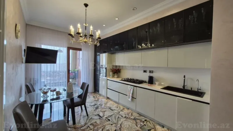 Satılır 3 otaqlı Mənzil Yeni tikili 170 m² Nərimanov r. - şəkil 16