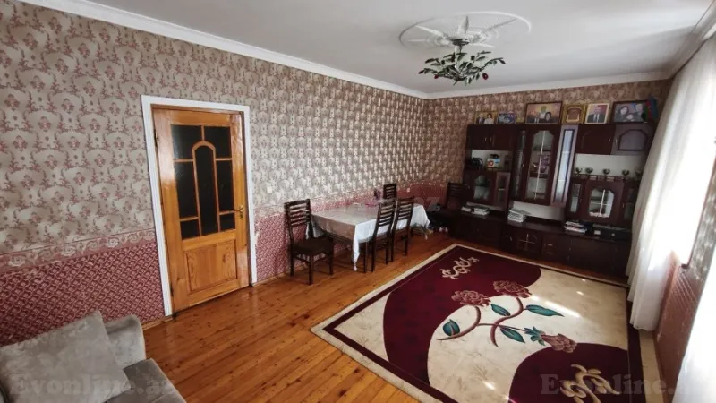 Satılır 5 otaqlı Mənzil Köhnə tikili 100 m² Zığ - şəkil 2