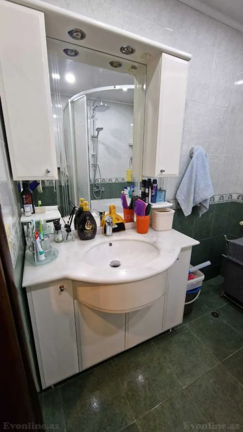 Satılır 3 otaqlı Mənzil Yeni tikili 130 m² Nərimanov r. - şəkil 9