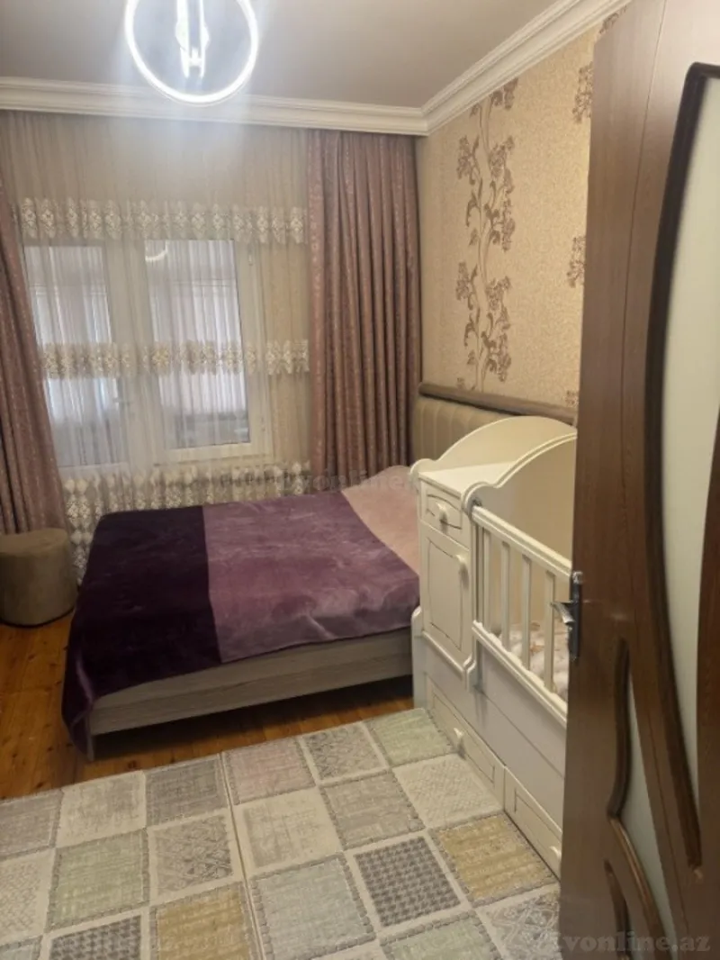 Satılır 2 otaqlı Mənzil Köhnə tikili 55 m² İnşaatçılar m. - şəkil 5