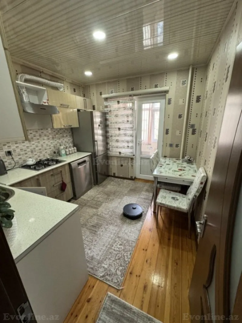 Satılır 2 otaqlı Mənzil Köhnə tikili 55 m² İnşaatçılar m. - şəkil 9