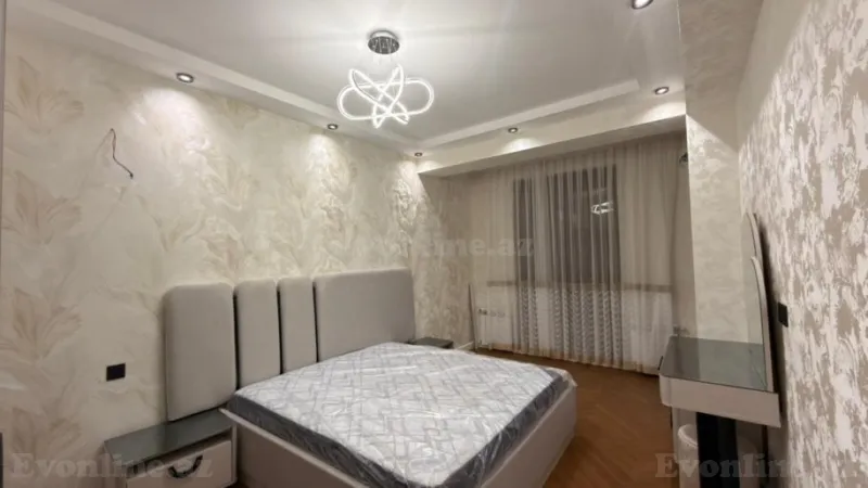 Satılır 4 otaqlı Mənzil Yeni tikili 136 m² Neftçilər m. - şəkil 4