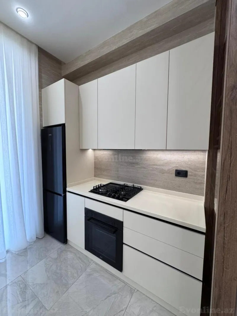 Kirayə verilir 3 otaqlı Mənzil Yeni tikili 101 m² 28 May m. - şəkil 10