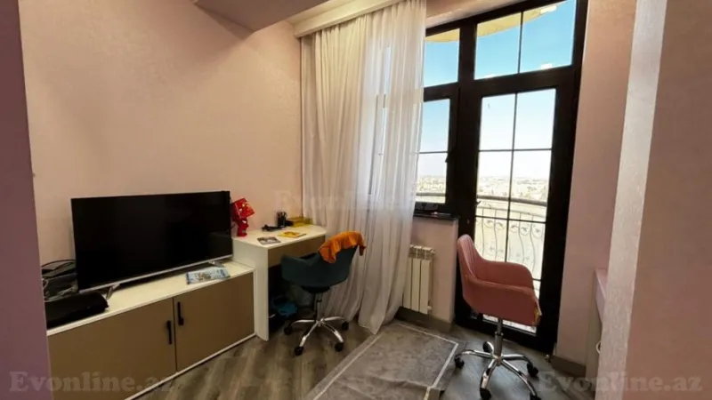 Satılır 4 otaqlı Mənzil Yeni tikili 136 m² Neftçilər m. - şəkil 13