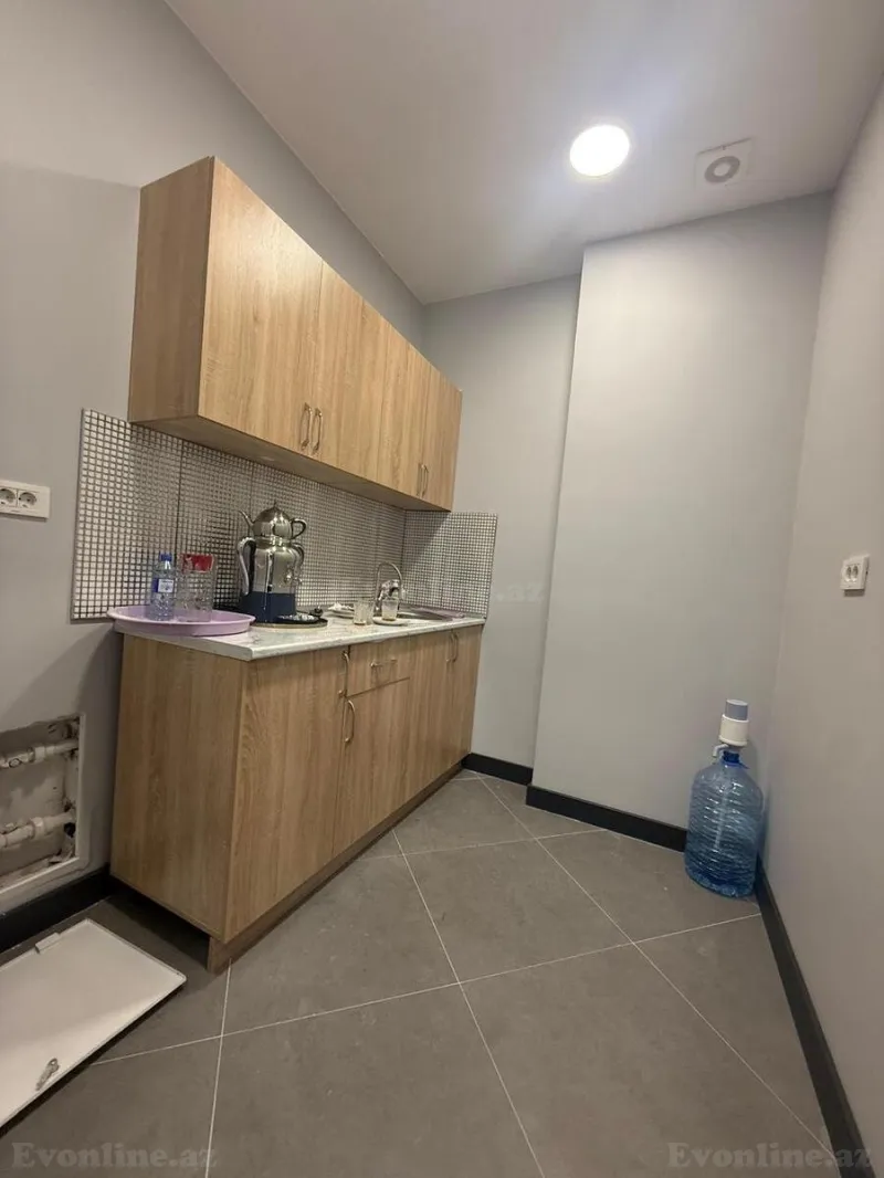 Kirayə verilir Ofis 146 m² Dərnəgül m. - şəkil 12