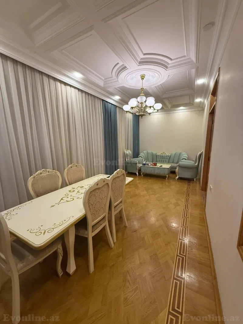 Satılır 3 otaqlı Mənzil Köhnə tikili 85 m² Elmlər Akademiyası m.