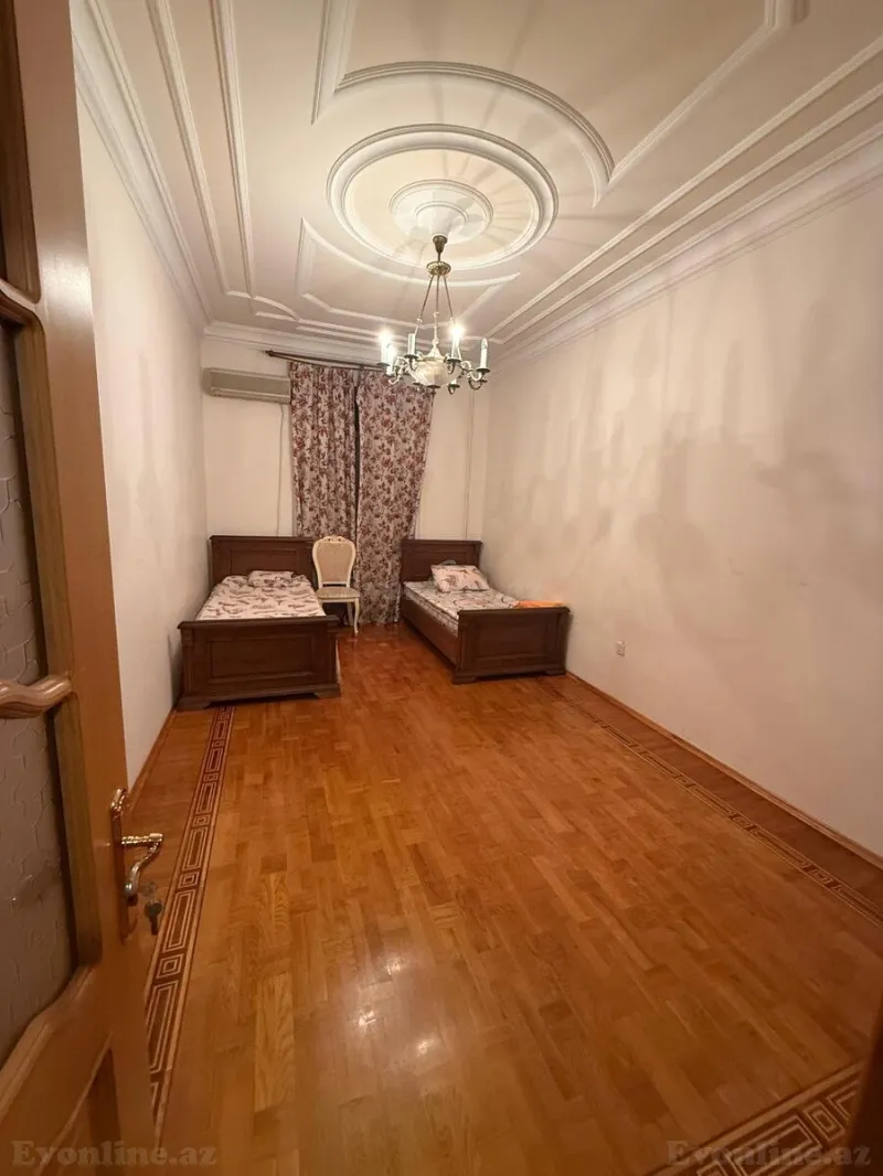 Satılır 3 otaqlı Mənzil Köhnə tikili 85 m² Elmlər Akademiyası m. - şəkil 11