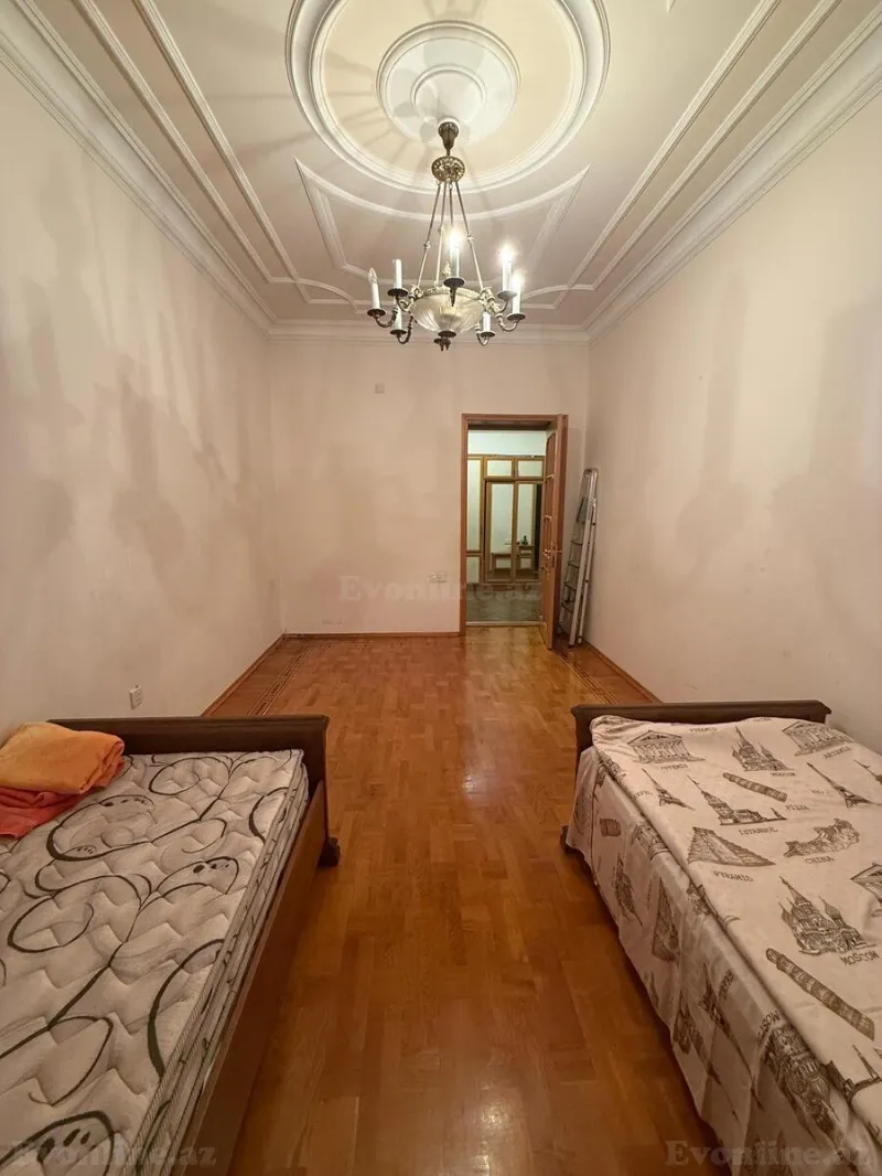 Satılır 3 otaqlı Mənzil Köhnə tikili 85 m² Elmlər Akademiyası m. - şəkil 12