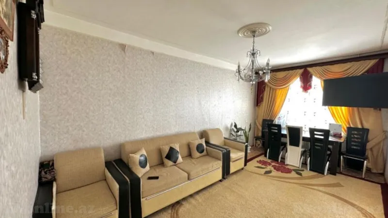 3 otaqlı Mənzil 75 m² Qaraçuxur Satılır