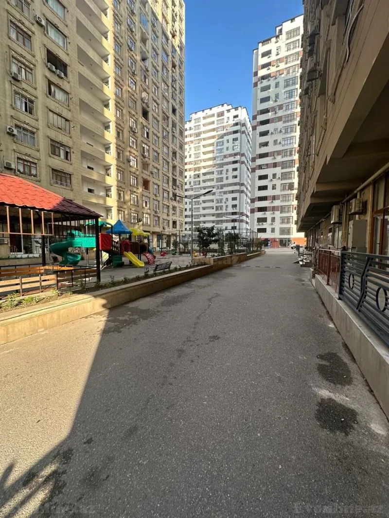 Kirayə verilir 3 otaqlı Mənzil Yeni tikili 90 m² Yasamal