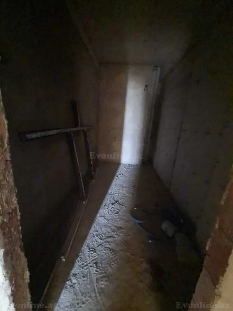 Satılır 3 otaqlı Mənzil Yeni tikili 120 m² 28 May m. - şəkil 2