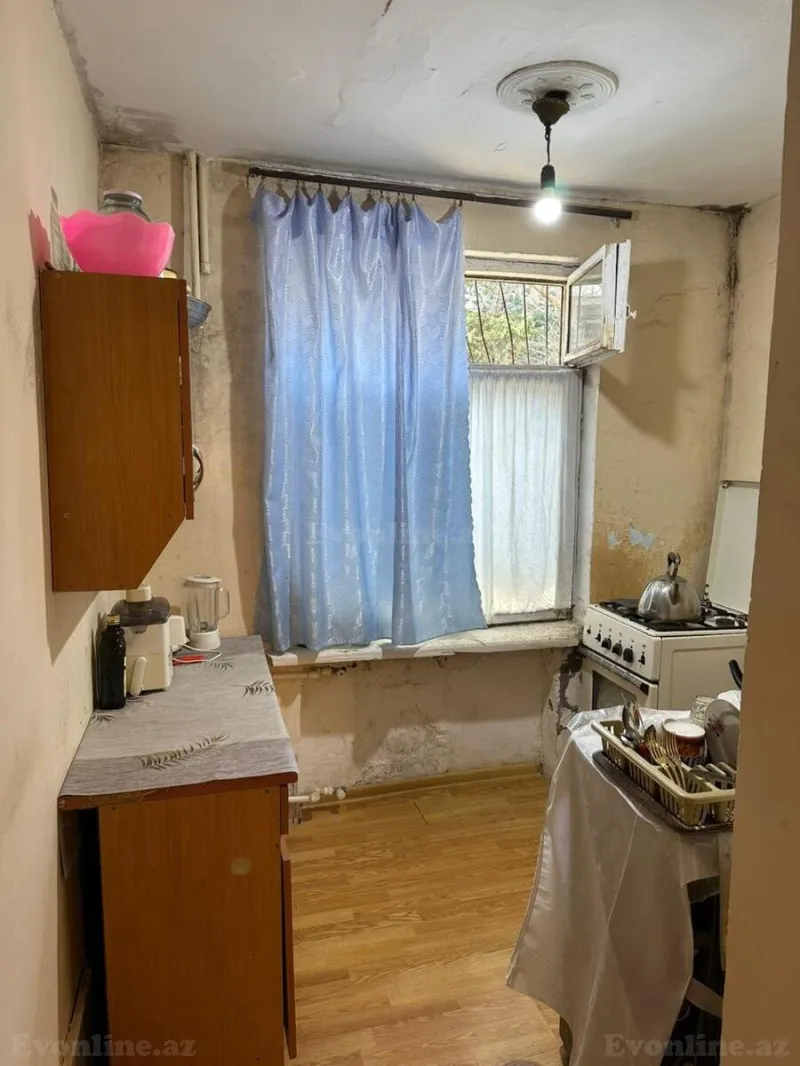 Satılır 6 otaqlı Mənzil Köhnə tikili 150 m² Yasamal - şəkil 10