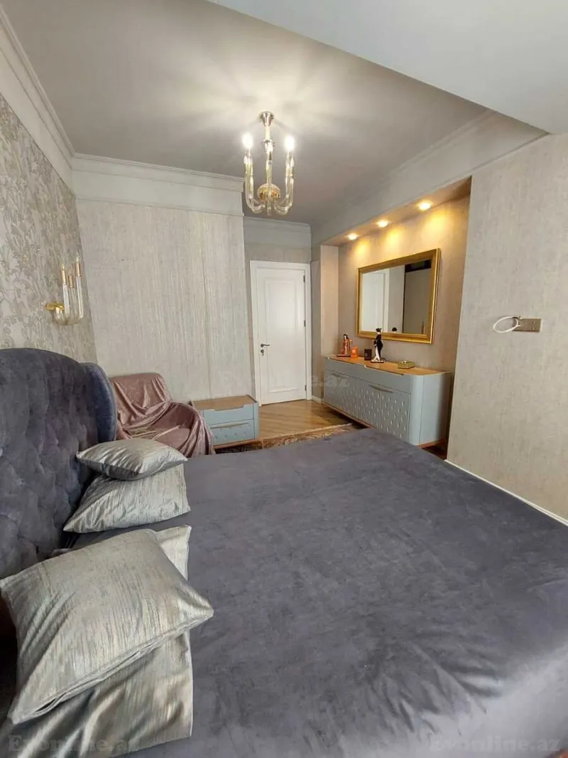 Satılır 4 otaqlı Mənzil Yeni tikili 100 m² 7-ci mikrorayon - şəkil 5