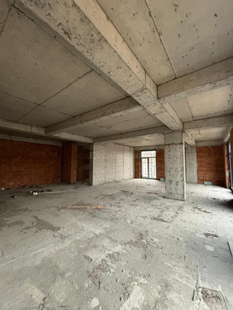 Satılır 4 otaqlı Mənzil Yeni tikili 150 m² 28 May m. - şəkil 7