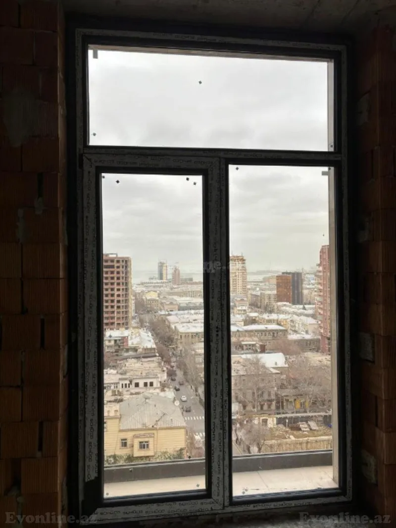 Satılır 4 otaqlı Mənzil Yeni tikili 150 m² 28 May m. - şəkil 8