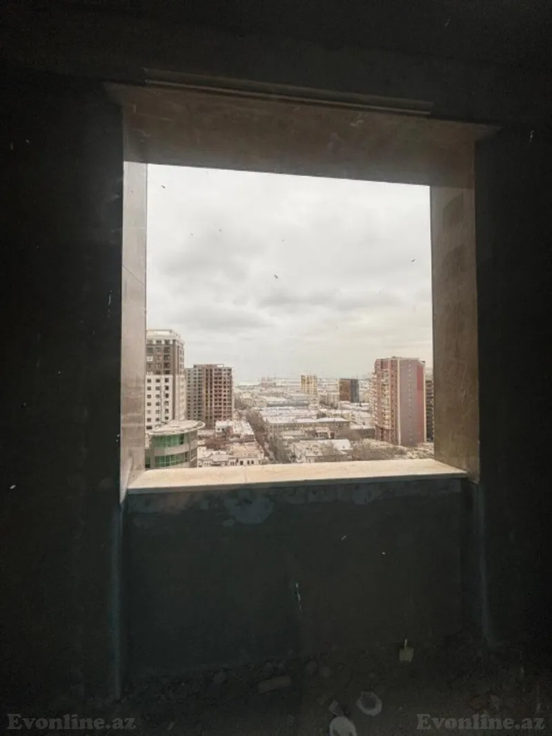 Satılır 4 otaqlı Mənzil Yeni tikili 150 m² 28 May m. - şəkil 9