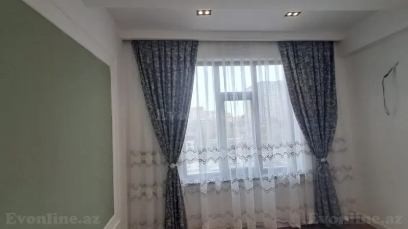 Satılır 3 otaqlı Mənzil Yeni tikili 80 m² 28 May m. - şəkil 4