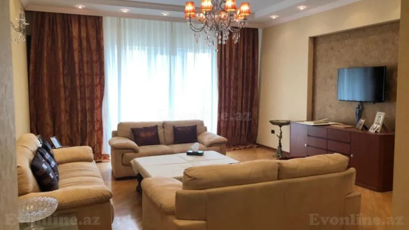4 otaqlı Mənzil 175 m² Nəsimi r. Kirayə verilir