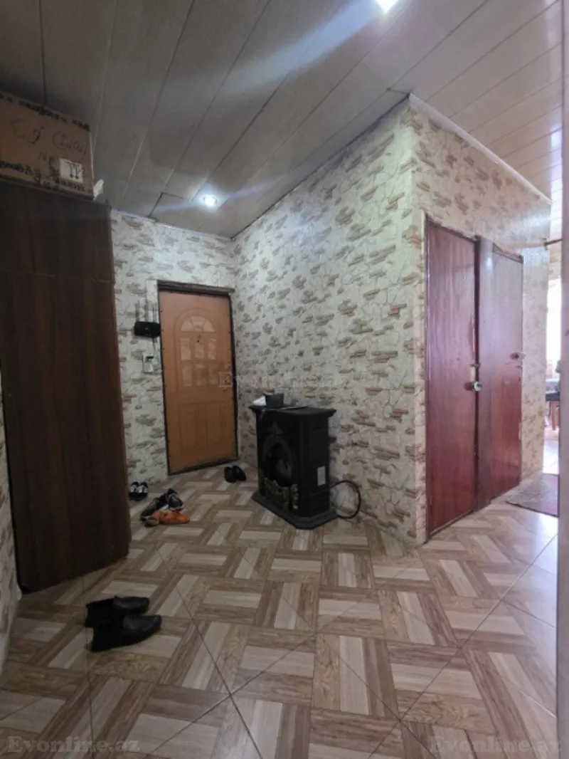 Satılır 5 otaqlı Mənzil Köhnə tikili 100 m² Yasamal r. - şəkil 16