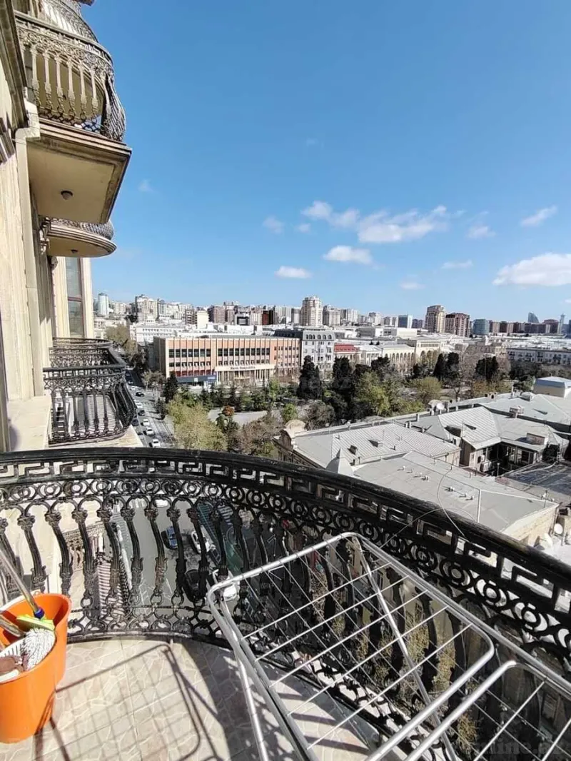 Kirayə verilir 2 otaqlı Mənzil Yeni tikili 85 m² Sahil m. - şəkil 9