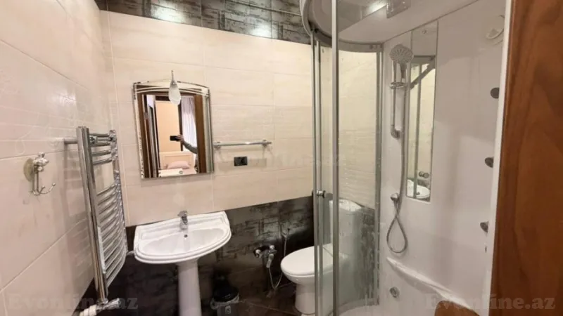 Kirayə verilir 3 otaqlı Mənzil Yeni tikili 140 m² 28 May m. - şəkil 9