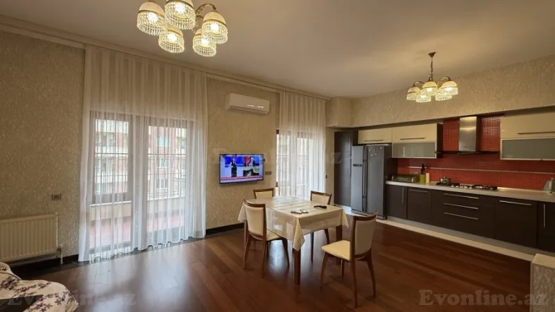 Satılır 4 otaqlı Mənzil Yeni tikili 212 m² Nizami m. - şəkil 5