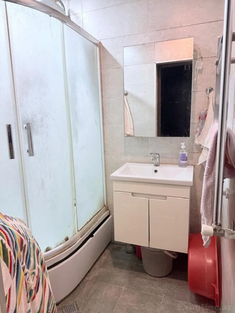 Satılır 3 otaqlı Mənzil Köhnə tikili 82 m² Nizami m. - şəkil 9