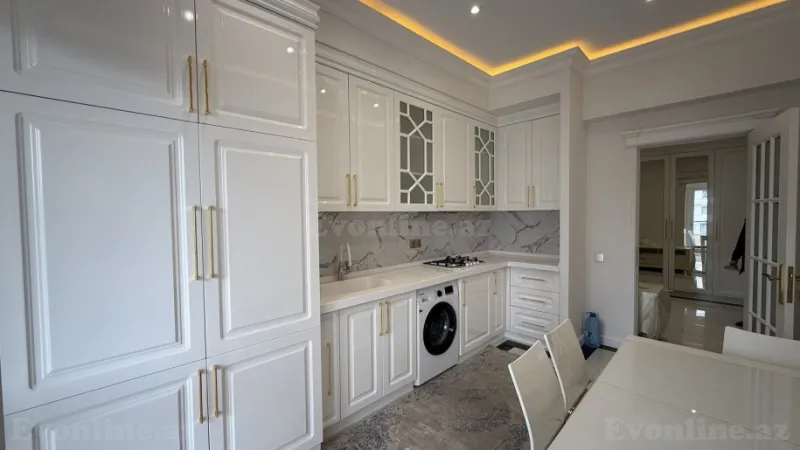 Satılır 3 otaqlı Mənzil Yeni tikili 150 m² Nəsimi r. - şəkil 5