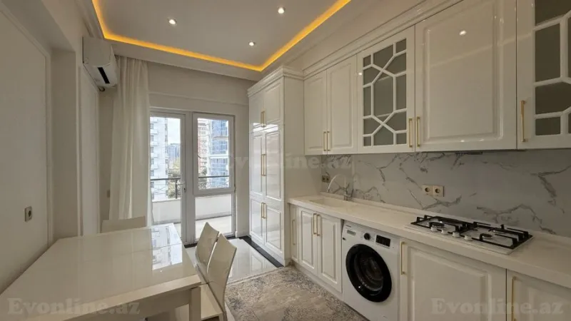 Satılır 3 otaqlı Mənzil Yeni tikili 150 m² Nəsimi r. - şəkil 6