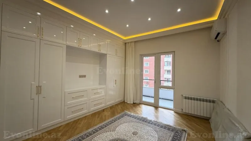 Satılır 3 otaqlı Mənzil Yeni tikili 150 m² Nəsimi r. - şəkil 13