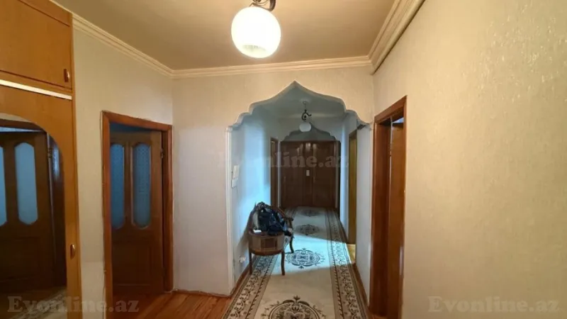 Satılır 5 otaqlı Mənzil Köhnə tikili 120 m² Əhmədli