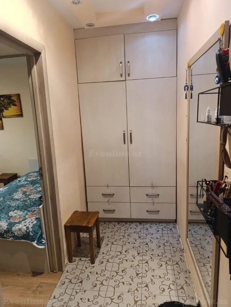 2 otaqlı Mənzil 30 m² Neftçilər m. Satılır